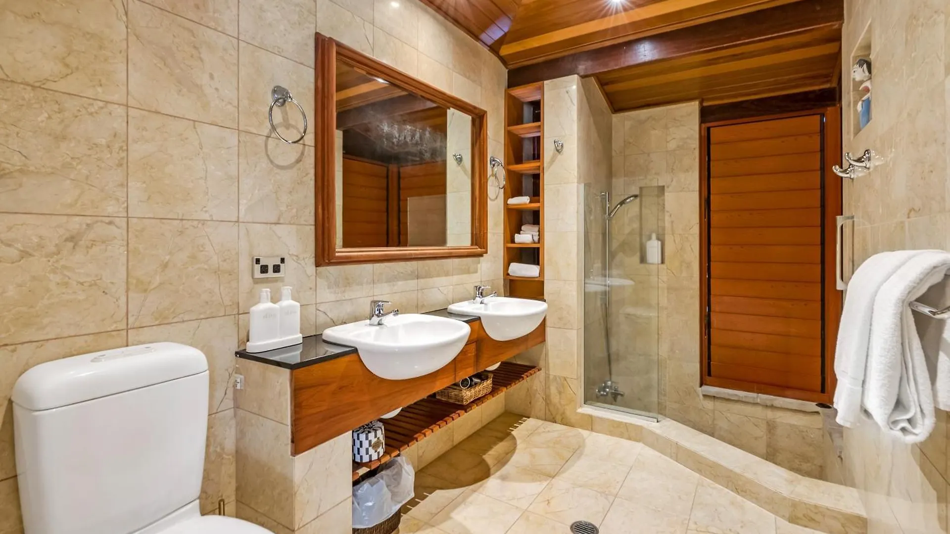 Villa Paradiso Pavilion - An Intimate Bali-Style Haven