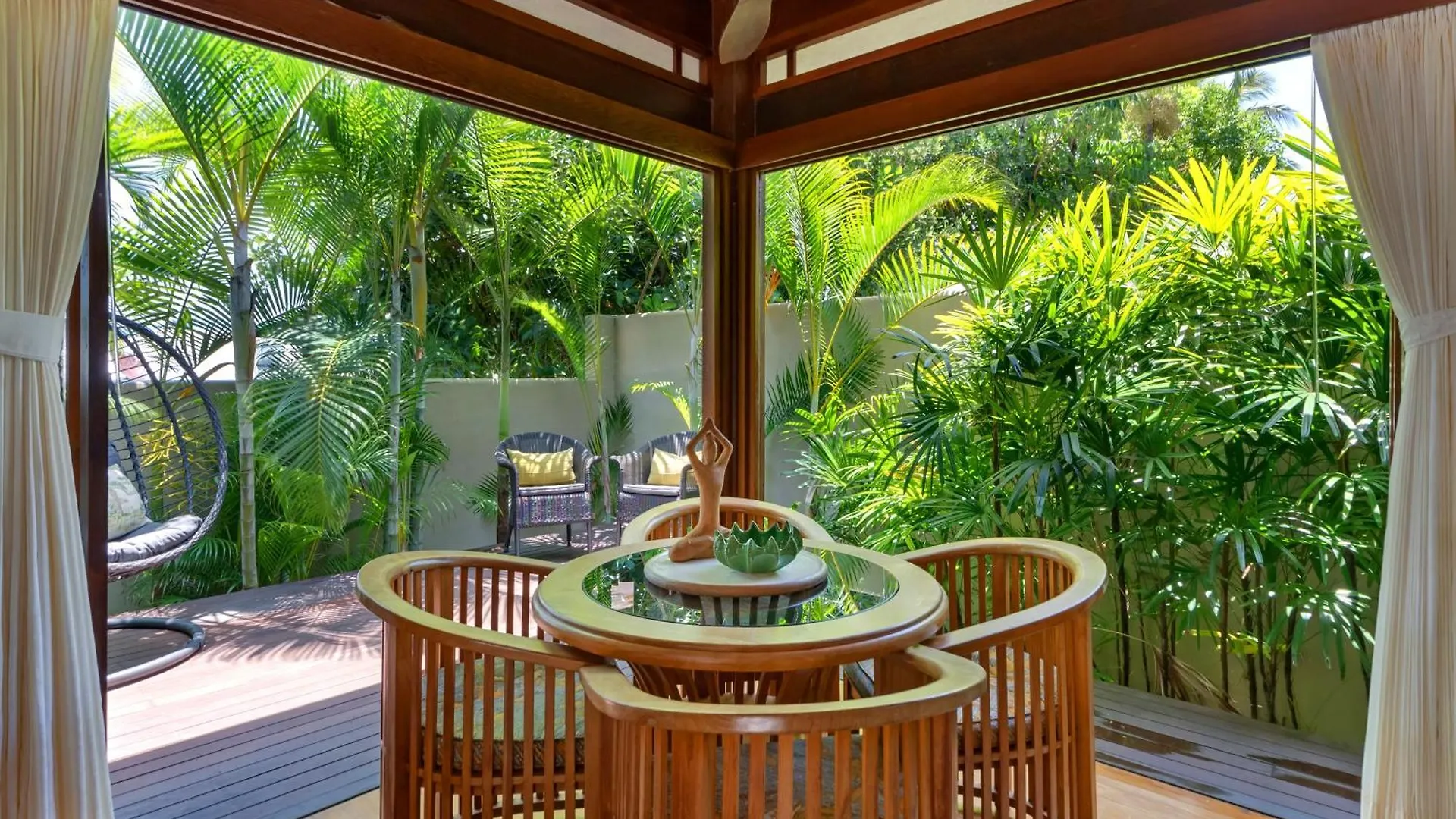 Villa Paradiso Pavilion - An Intimate Bali-Style Haven