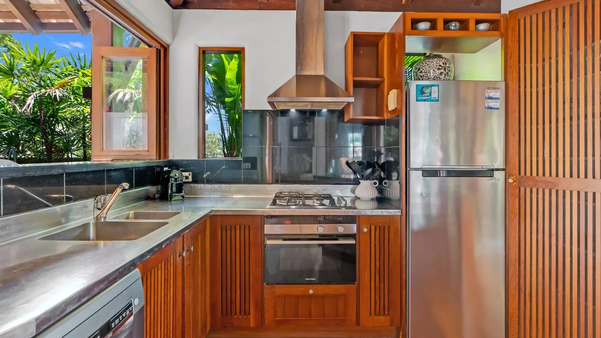 Paradiso Pavilion - An Intimate Bali-Style Haven 0*, Port Douglas Australia