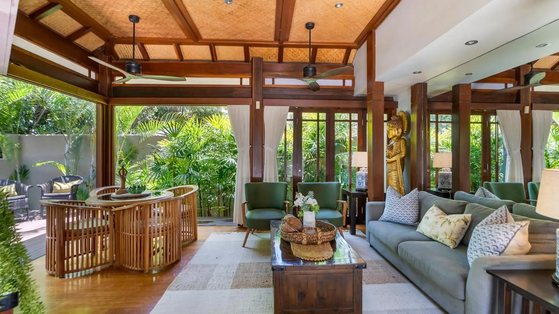 Paradiso Pavilion - An Intimate Bali-Style Haven Port Douglas