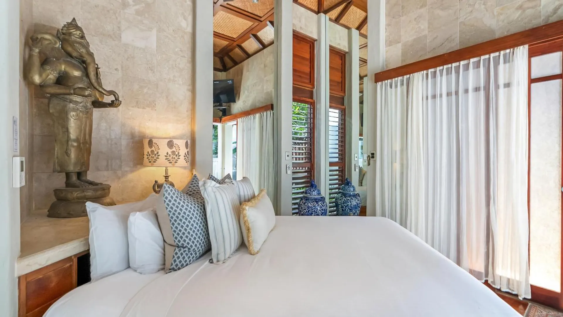 Paradiso Pavilion - An Intimate Bali-Style Haven Port Douglas